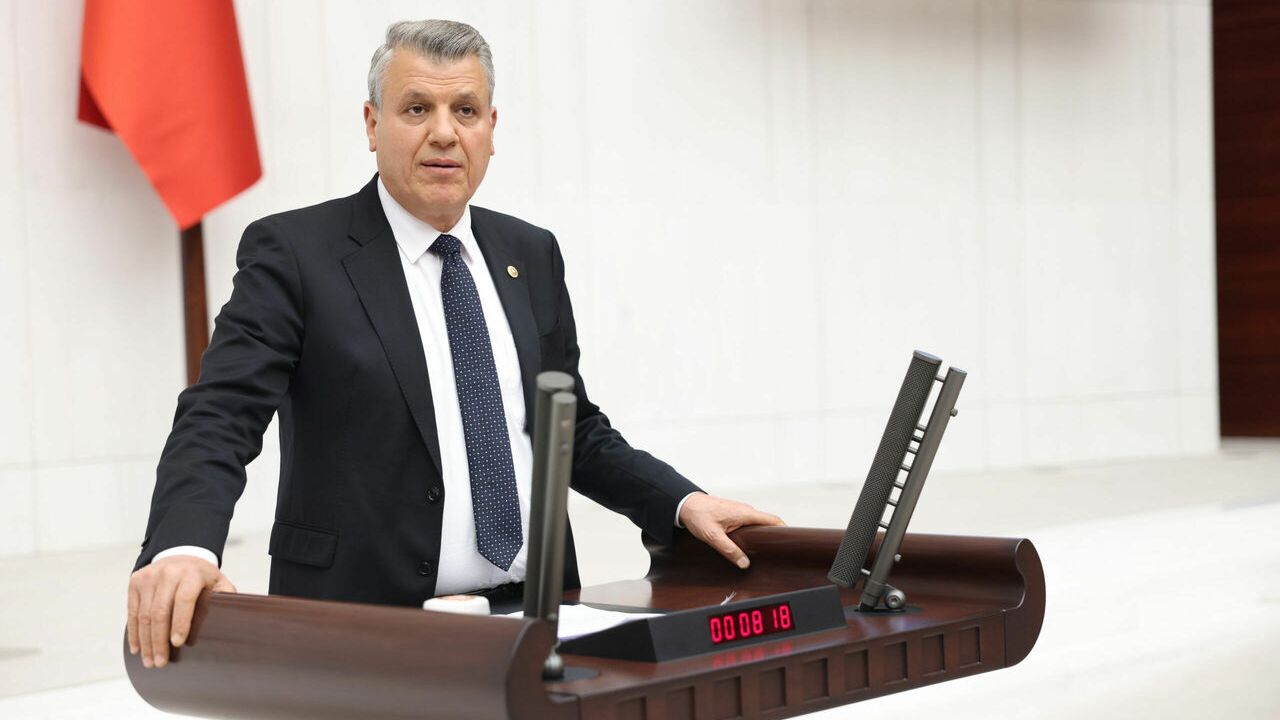 CHP'li Barut: "Ülkemiz de, halkımız da borç batağında"