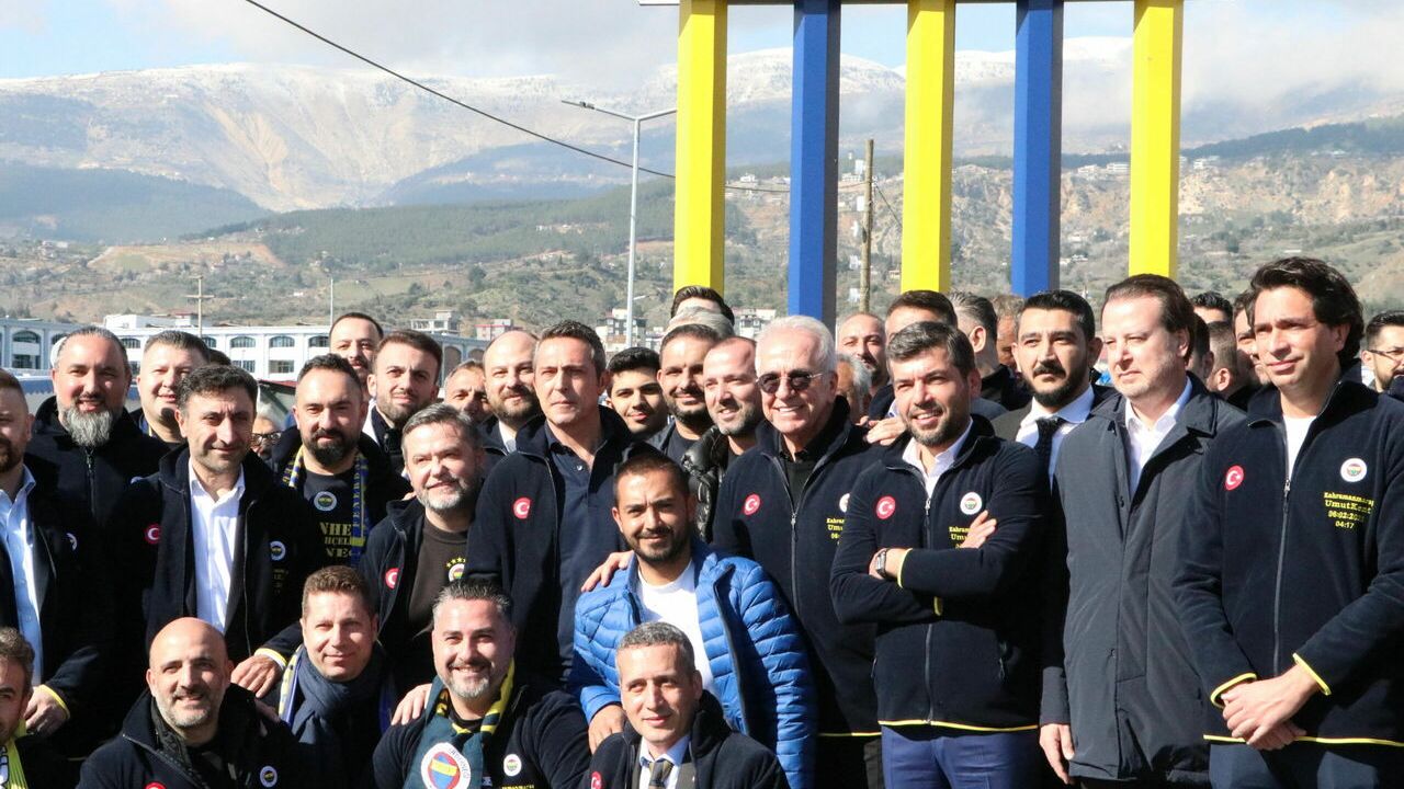 Fenerbahçe Kulübü Başkanı Koç, Kahramanmaraş'ta ziyaretlerde bulundu