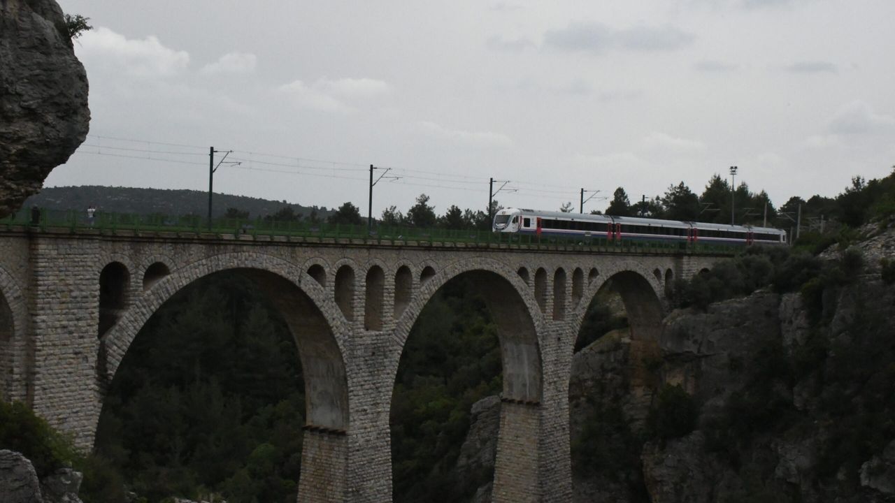 Adana-Belemedik Turistik Tren Seferleri Başlıyor