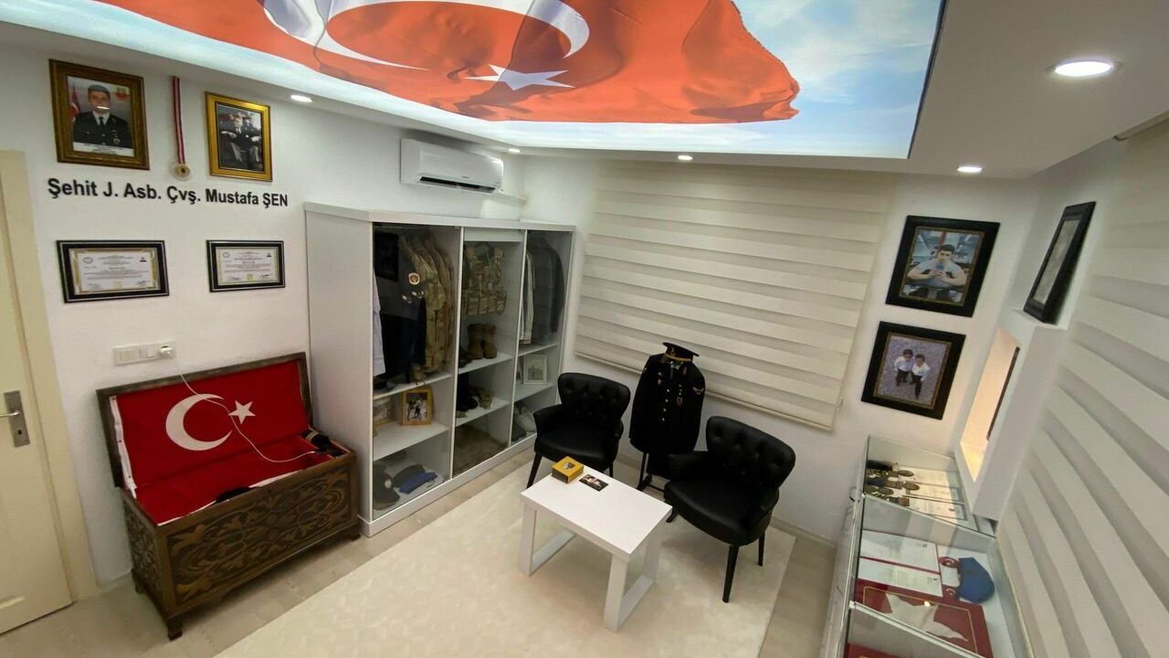 Antalyalı şehidin hatıraları oluşturulan özel odada yaşatılıyor