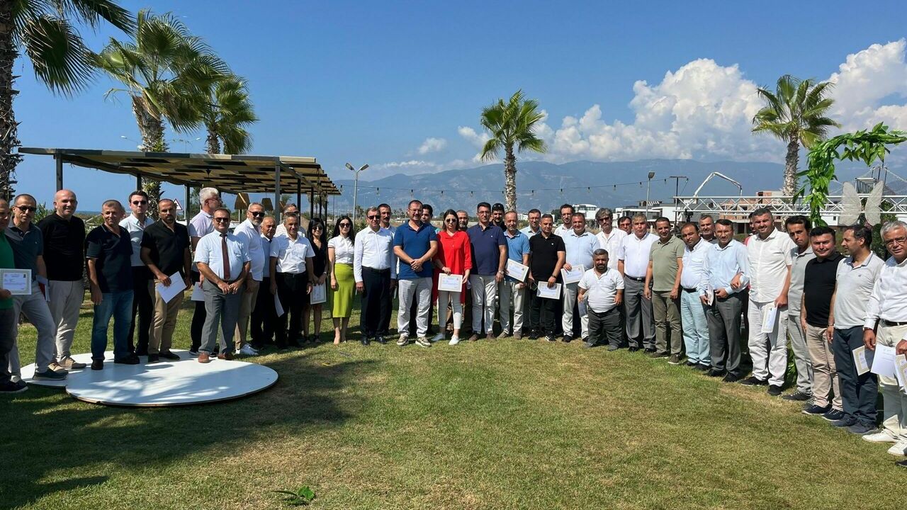 Kumluca'da yeni eğitim öğretim yılı değerlendirme toplantısı yapıldı