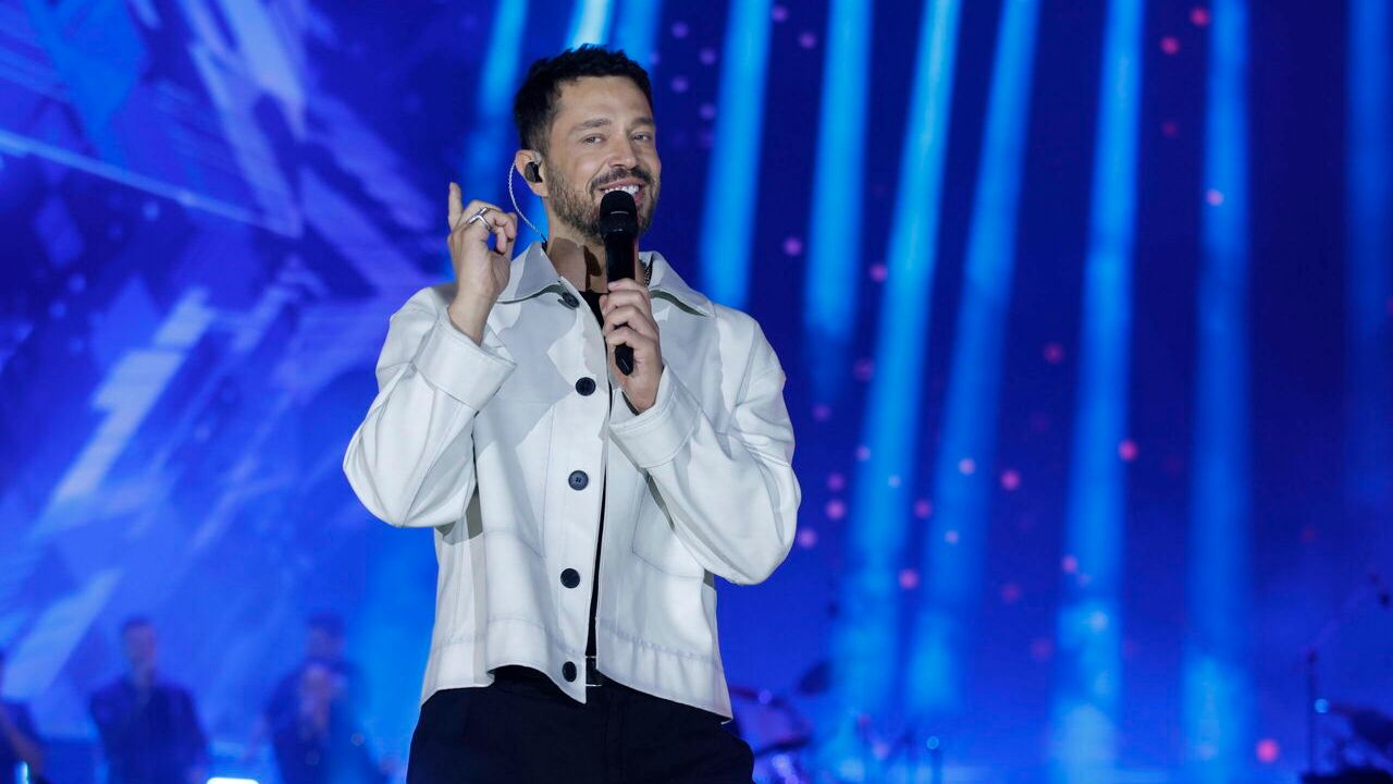 Murat Boz, Antalya Kültür Yolu Festivali kapsamında konser verdi