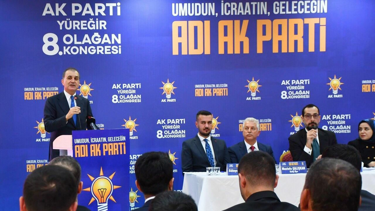 AK Parti Sözcüsü Ömer Çelik partisinin ilçe kongresine katıldı