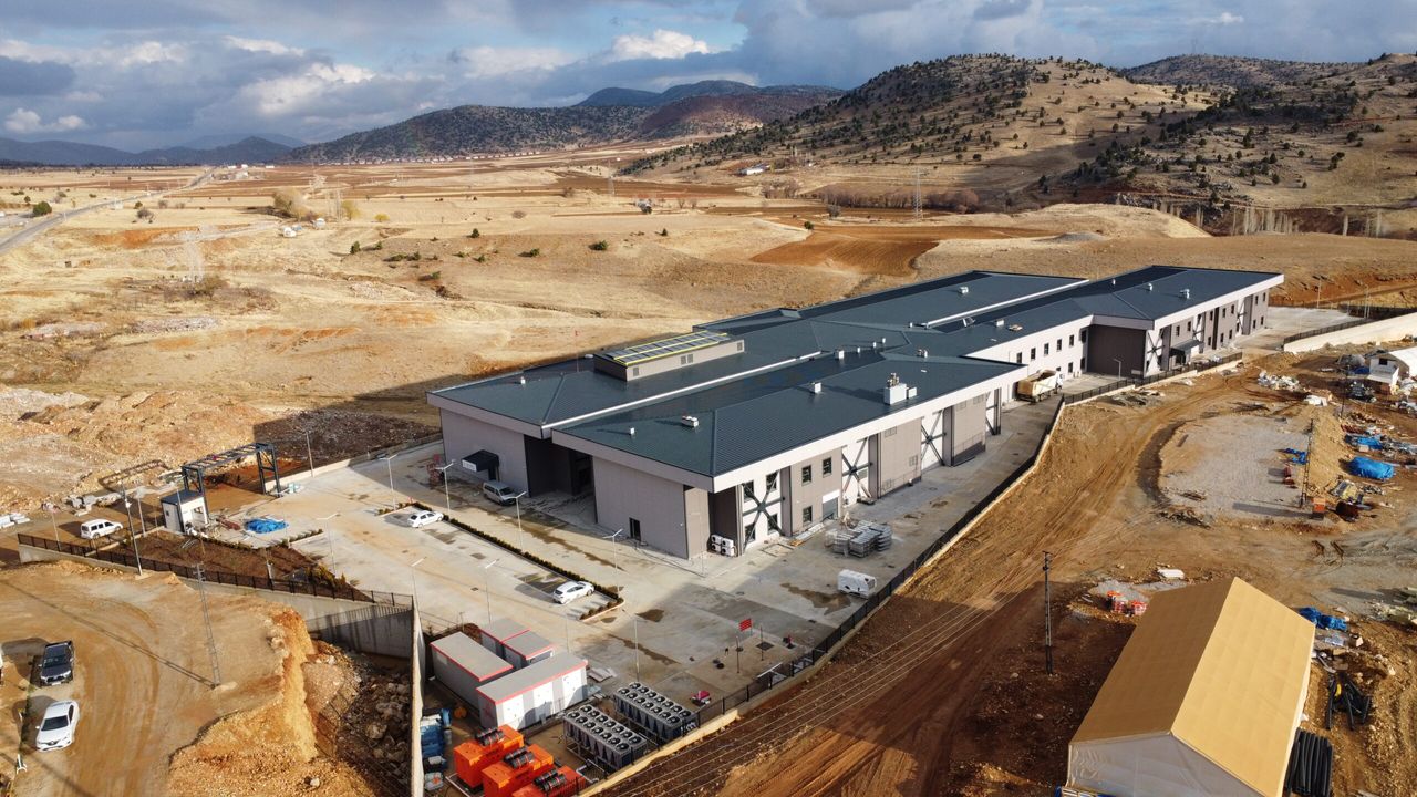 Nurhak'ta 50 yataklı devlet hastanesi haftaya hasta kabulüne başlayacak