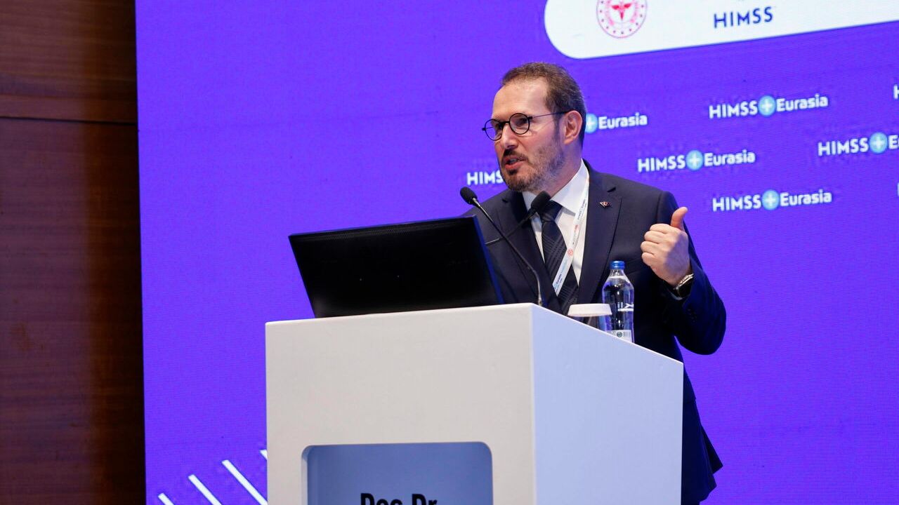 Sağlık Bakan Yardımcısı Birinci, Antalya'da "Dijital Sağlığın Geleceği" oturumunda konuştu: