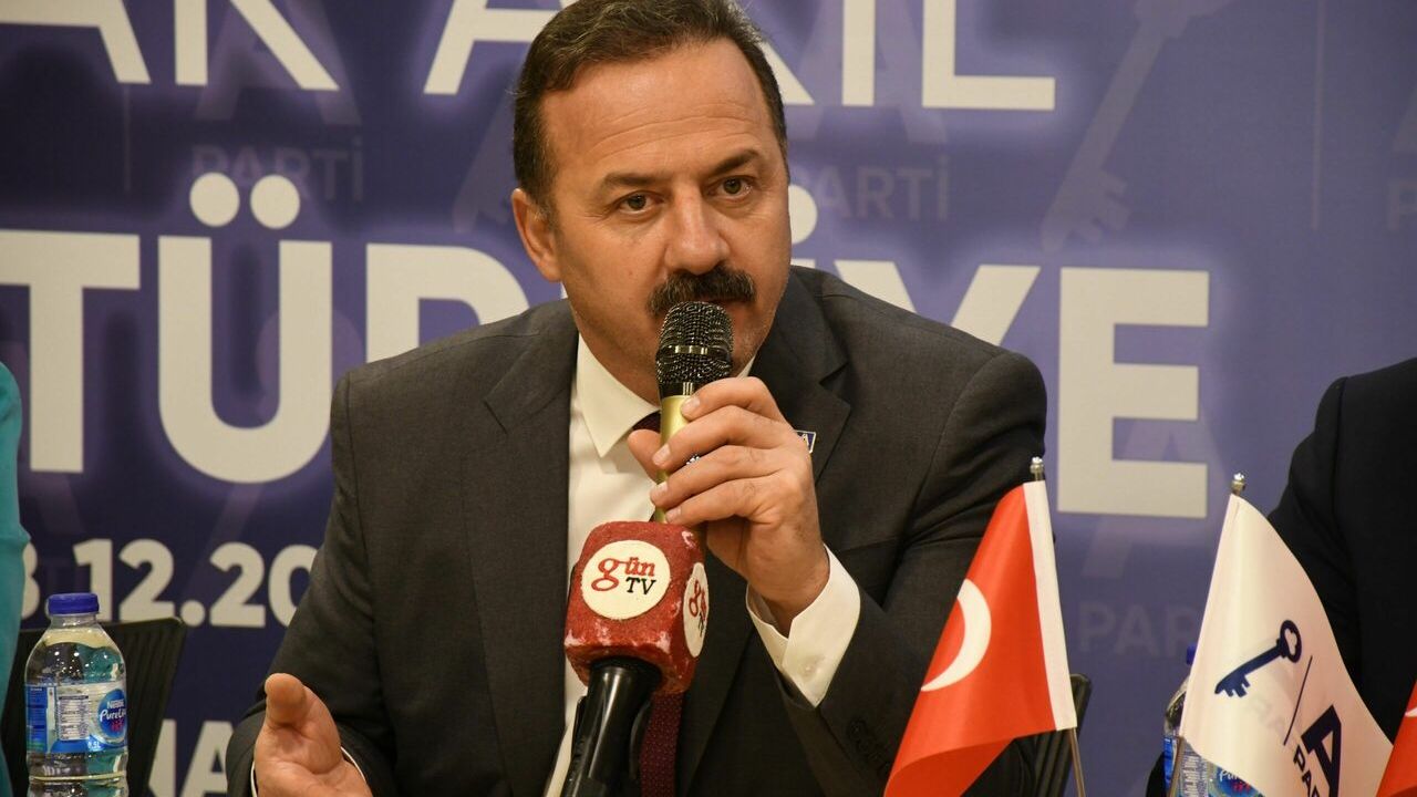 Anahtar Parti Genel Başkanı Ağıralioğlu, Adana'da temaslarda bulundu