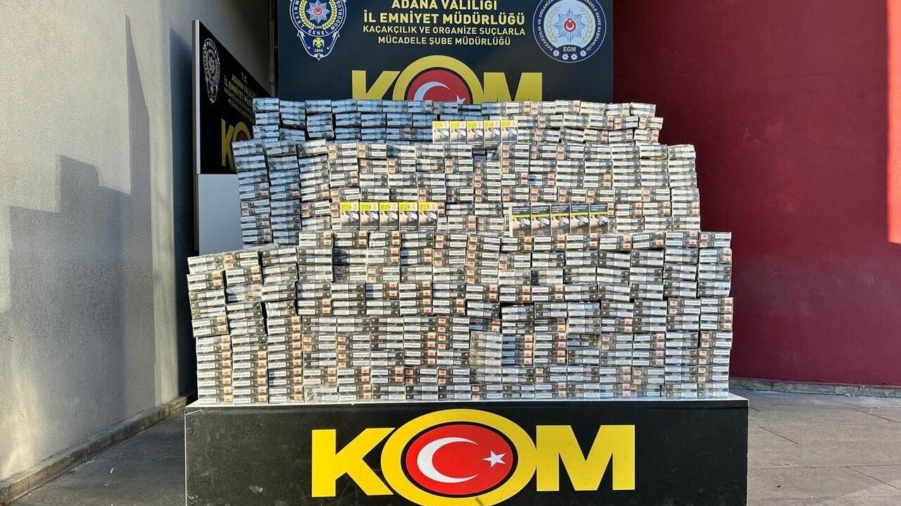 Adana'da tırda 5 bin 50 paket kaçak sigara ele geçirildi