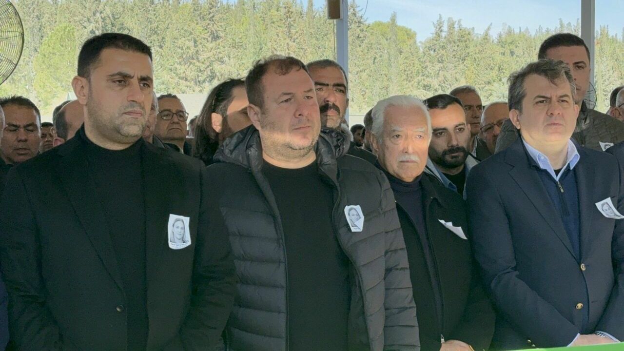 Meral Kara Delen gözyaşları içinde son yolculuğuna uğurlandı