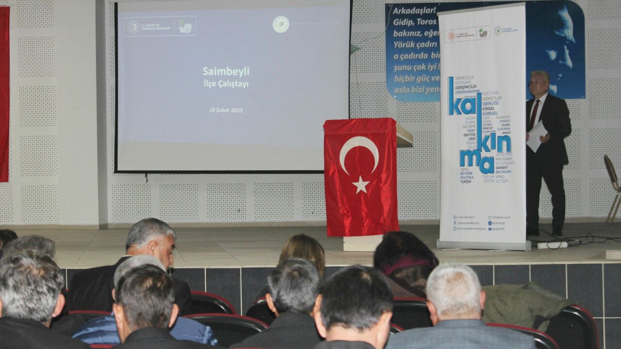Adana'da "Saimbeyli İlçe İvmelendirme Çalıştayı" düzenlendi