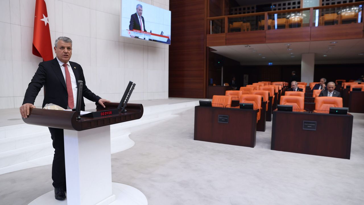 Ayhan Barut'tan Meclis'te sefalet ve açlık dayatmasına tepki