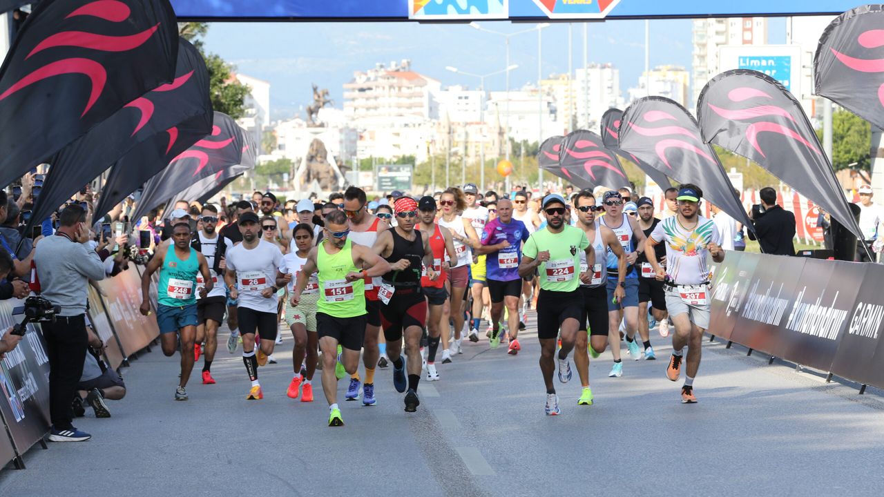 20. Uluslararası Runtalya Maratonu başladı