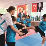 Adana’da çocuklar yaz tatilini sporla değerlendiriyor