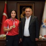 Adana'nın gururu Elif Şevval Kurt’a Büyükşehir’de anlamlı ağırlama