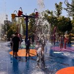 Adana sıcağından bunalan çocuklar su oyun parklarına akın etti