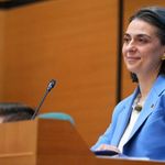 Üsküdar Belediye Başkanı Sinem Dedetaş tutuklandı