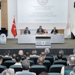 Vali Yavuz, Çukurova'nın 27 mahalle muhtarıyla bir araya geldi
