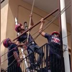 Adana’da güvercinin imdadına itfaiye ekipleri yetişti