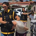 Adana'da aynı eve ikinci kez girmeye çalışan kadın hırsızlık şüphelileri yakalandı