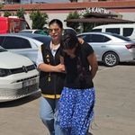 Adana'da ibadet eden kadının altınlarını ve cüzdanını çalan hırsız yakalandı