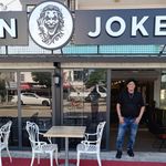 Jasmin Joker’den Ahmet Gerçek’e başarı ödülü