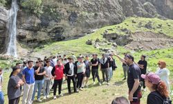 Adana Gençlik Merkezleri Hakkari'de