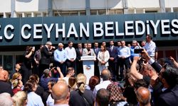 Ceyhan Belediye Başkanı Aydar’a büyük destek: “Başı dik, alnı ak!”