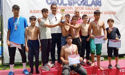 İsmet Atlı Güreş Takımı’ndan büyük başarı