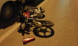 Isparta’da motosiklet sürücüsü çöp konteynerine çarptı