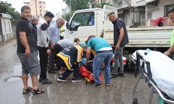 Serik'te kamyonetle motosiklet çarpıştı: 1 yaralı
