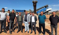 Tufanbeyli'de yol çalışmaları için taş üretim tesisi kuruldu