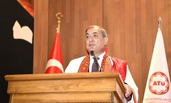 ATÜ Rektörü Prof. Dr.  Sözen, Türkiye’nin en bilimsel 5 rektörü arasında