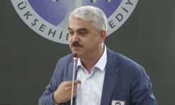 Başkan Avan, “Çiftçilerimizin en büyük umudu çilek kaldı”