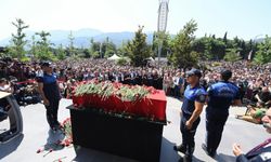 CHP'nin önemli isimleri Ferdi Zeyrek'in cenazesine katıldı