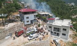 Feke’de korkutan ev yangını! Ekipler seferber oldu, aile son anda kurtarıldı