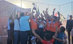 Kupa Küçükdikili’nin! Şampiyonluk töreni görkemli kutlandı