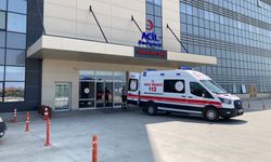 Kurban kesimi faciaya döndü: Kepçe devrildi, kadın ağır yaralandı