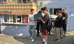 Odasından uzun süre çıkmadı, ölü halde bulundu