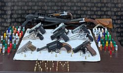 Organize suçlara geçit yok: Cephanelik ve yüklü miktarda kaçak ürün ele geçirildi