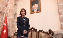 Oya Tekin'den bayram mesajı: “Adalet ve sevgi eksik olmasın”