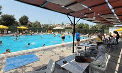 Özgür Kulaçlar Spor Kulübü'nde yüzme kursları başladı