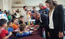 Saimbeyli’de öğrencilerden renkli bahar sergisi