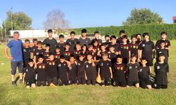 Şehmus Kaya’dan vefa örneği: Futbola başladığı kulüpte gençlere yol gösteriyor
