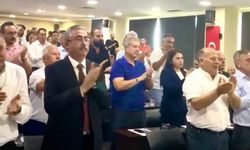 “Burada!” diye haykırdılar: Zeydan Karalar’a Meclis desteği gençlerden geldi
