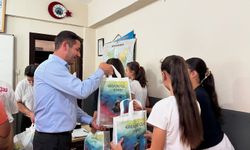 Feke Belediye Başkanı Özen’den Gençlere Kitap Desteği