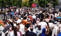 Türkiye’nin nüfusu 86 milyon 320 bini aştı: En kalabalık yaş grubu belli oldu