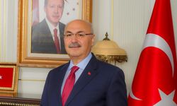 Vali Köşger’den Leman karikatürüne sert tepki: “O nurdan rahatsız olan yarasa sürülerini lanetliyorum”