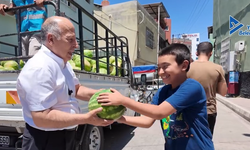 Yüreğir Belediyesi’nden serinleten sürpriz
