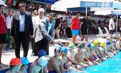 Yüzme bilmeyen çocuk kalmasın: Çukurova’da yeni sezon heyecanı başladı!