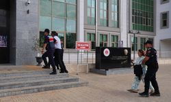 Adana’da Kiracısını Döven Öğretmen ve Eşi Cezaevine Gönderildi