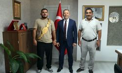 Adana’da Mehmet Çelebi’ye anlamlı tebrik